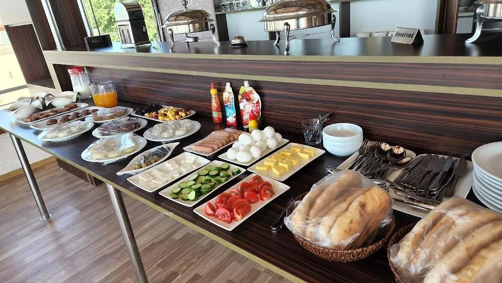 Rose Hotel Baku 3*,